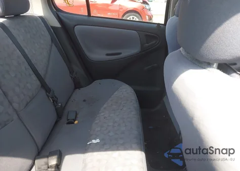 2000 Toyota Echo from USA, damaged, VIN JTDBT1230Y0002176